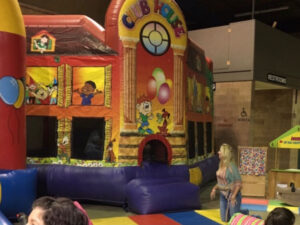 bounce-house800